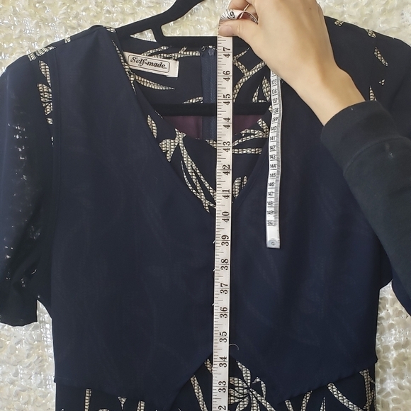 Vintage midi dress with built in vest and waist tie. Navy with cream floral med - Picture 11 of 12